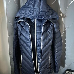 Women's Navy Puffer Jacket
